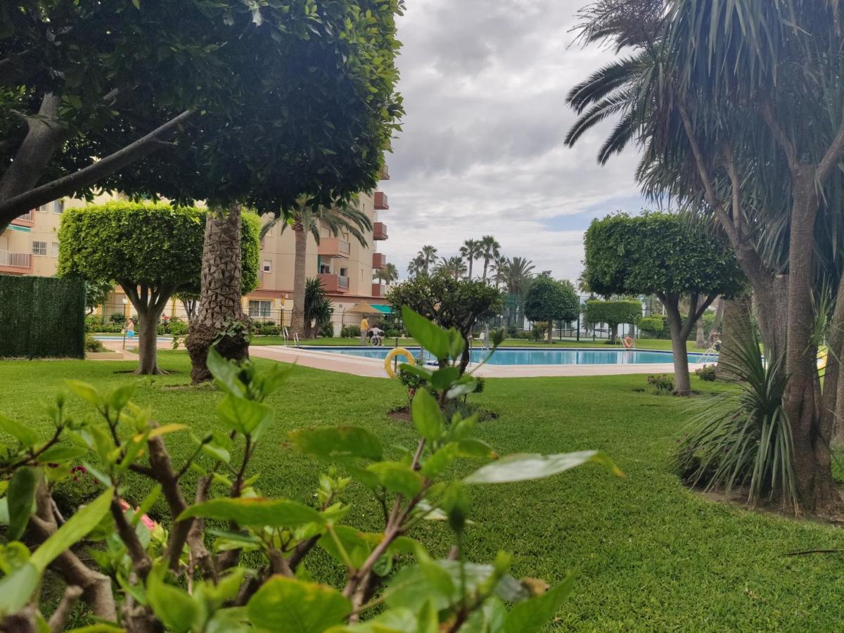 Apartamento Tropicana 1° Linea Almuñécar Dış mekan fotoğraf