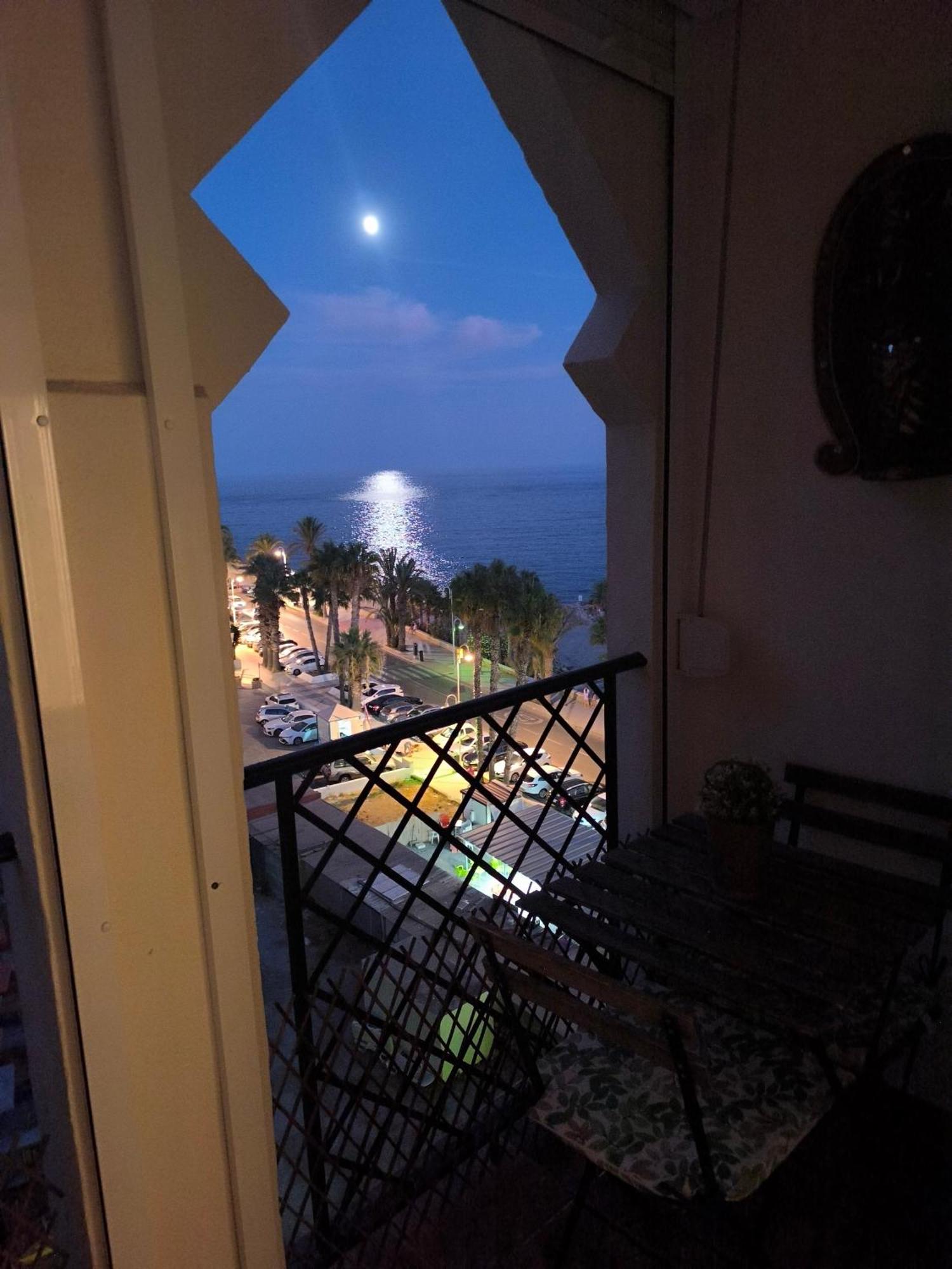 Apartamento Tropicana 1° Linea Almuñécar Dış mekan fotoğraf